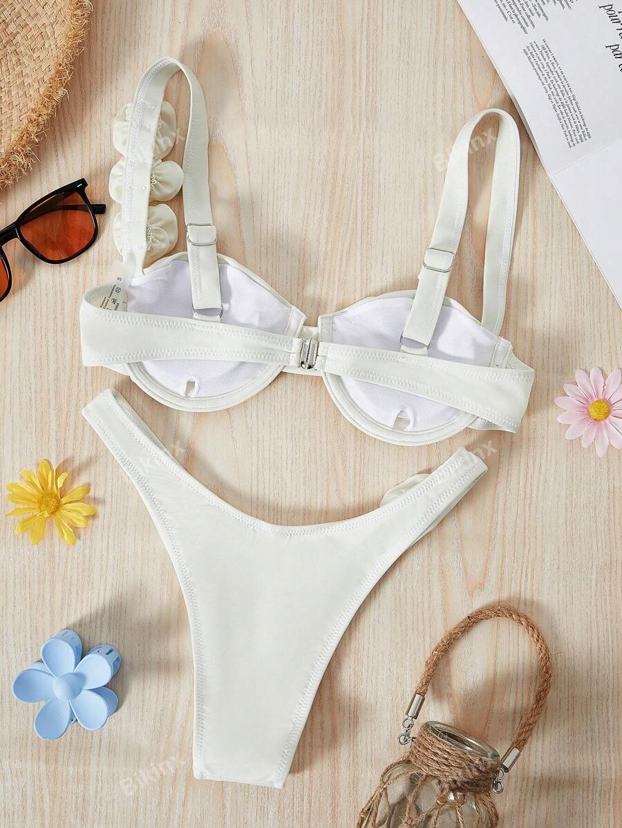 Maiô Bikini com Sustentação Floral Tridimensional
