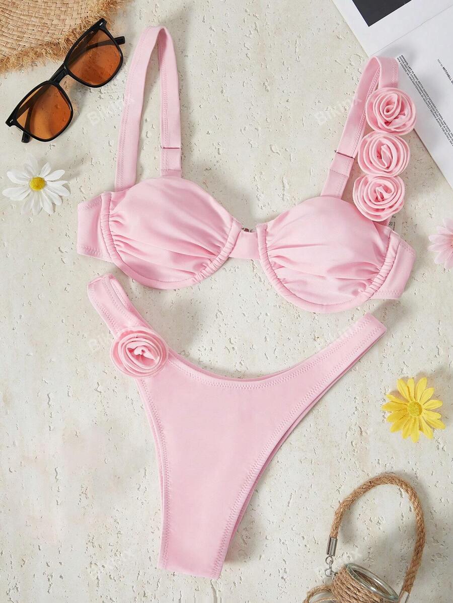 Maiô Bikini com Sustentação Floral Tridimensional