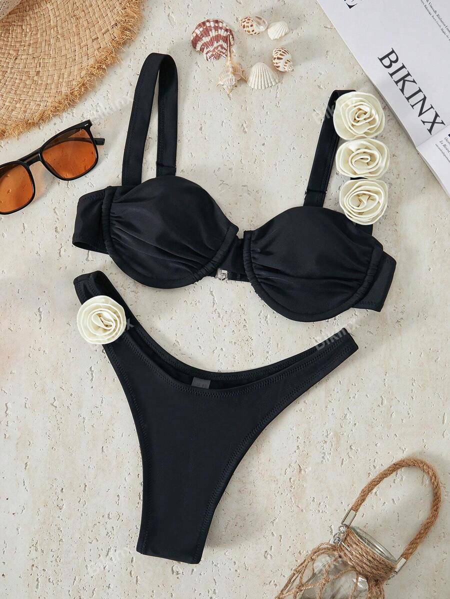 Maiô Bikini com Sustentação Floral Tridimensional
